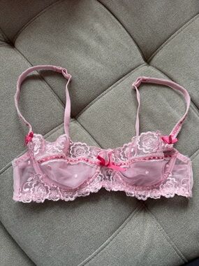 Adore Me Women's Bra 34C / light Pink Lace Demi bra like new underwired w bows